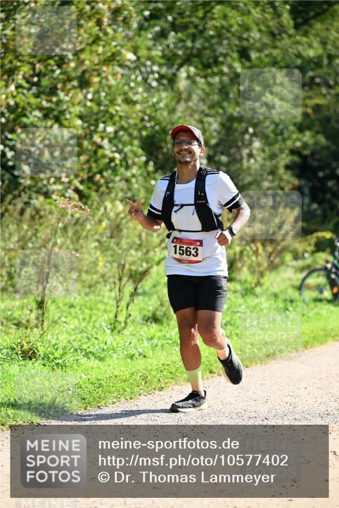 27.09.2026 - 35. Volkslauf durch das schöne Alstertal Dr. Thomas Lammeyer http://msf.ph/oto/10577402 27.09.2026 11:52:41 Laufen 1563 meine-sportfotos.de