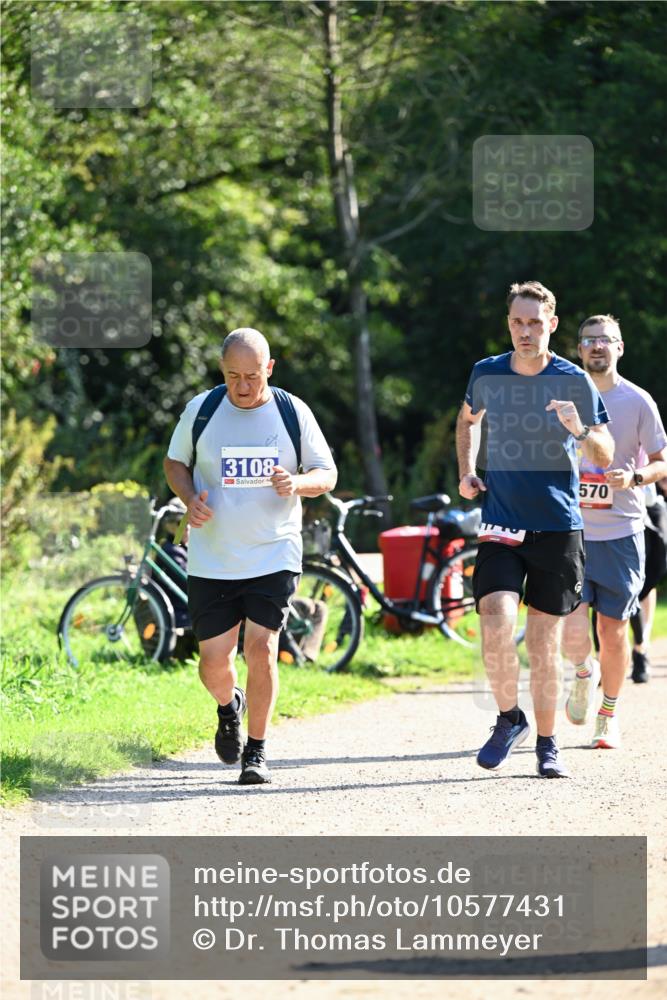 27.09.2026 - 35. Volkslauf durch das schöne Alstertal Dr. Thomas Lammeyer http://msf.ph/oto/10577431 27.09.2026 11:52:54 Laufen 3108, 570 meine-sportfotos.de