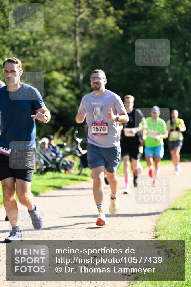 27.09.2026 - 35. Volkslauf durch das schöne Alstertal Dr. Thomas Lammeyer http://msf.ph/oto/10577439 27.09.2026 11:52:57 Laufen 1570 meine-sportfotos.de