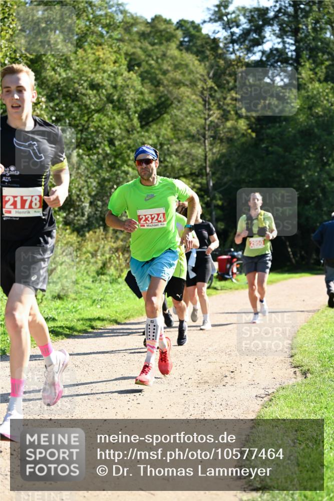 27.09.2026 - 35. Volkslauf durch das schöne Alstertal Dr. Thomas Lammeyer http://msf.ph/oto/10577464 27.09.2026 11:53:00 Laufen 2178, 2324 meine-sportfotos.de
