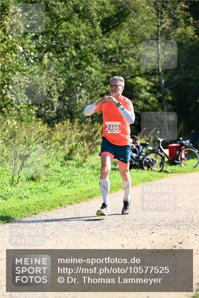 27.09.2026 - 35. Volkslauf durch das schöne Alstertal Dr. Thomas Lammeyer http://msf.ph/oto/10577525 27.09.2026 11:53:32 Laufen 2466 meine-sportfotos.de