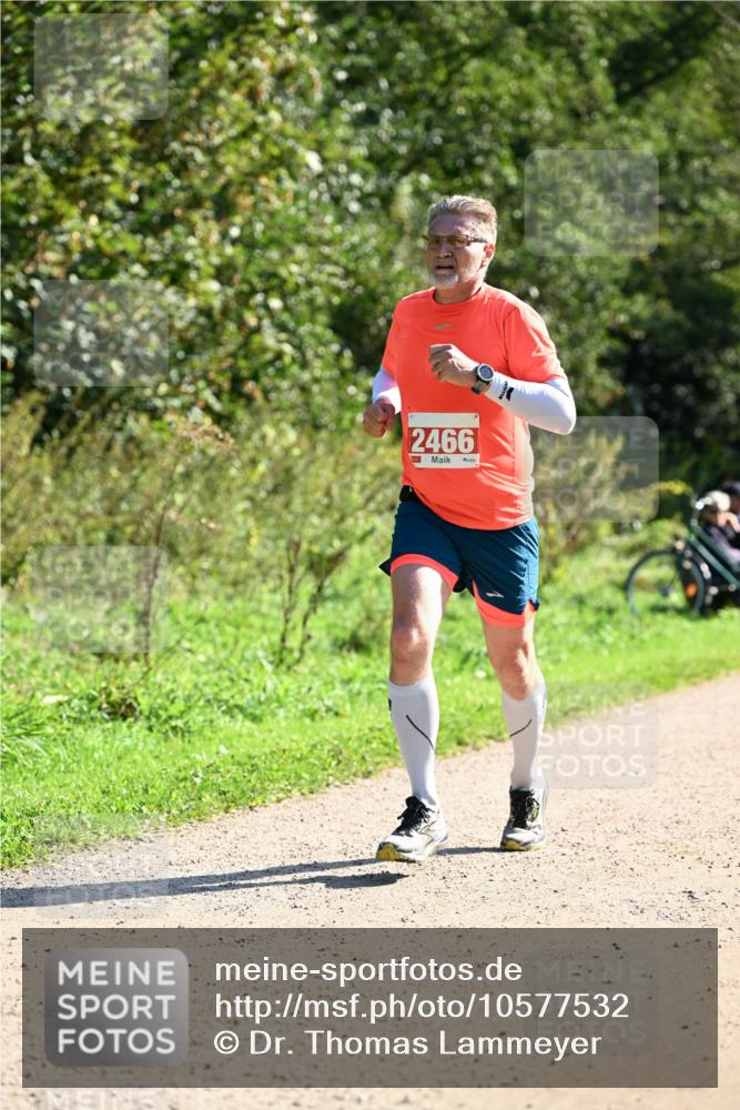 27.09.2026 - 35. Volkslauf durch das schöne Alstertal Dr. Thomas Lammeyer http://msf.ph/oto/10577532 27.09.2026 11:53:33 Laufen 2466 meine-sportfotos.de