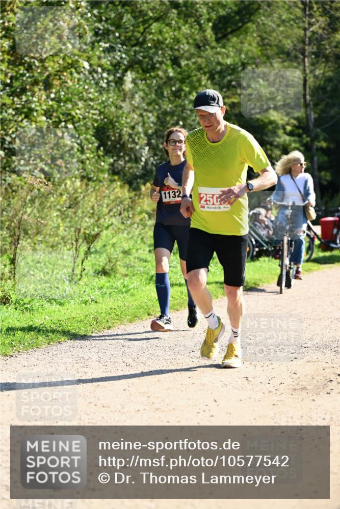 27.09.2026 - 35. Volkslauf durch das schöne Alstertal Dr. Thomas Lammeyer http://msf.ph/oto/10577542 27.09.2026 11:53:43 Laufen 1132, 250 meine-sportfotos.de