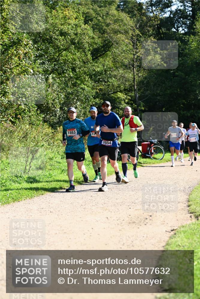 27.09.2026 - 35. Volkslauf durch das schöne Alstertal Dr. Thomas Lammeyer http://msf.ph/oto/10577632 27.09.2026 11:54:40 Laufen 1553, 17, 1554, 2068 meine-sportfotos.de