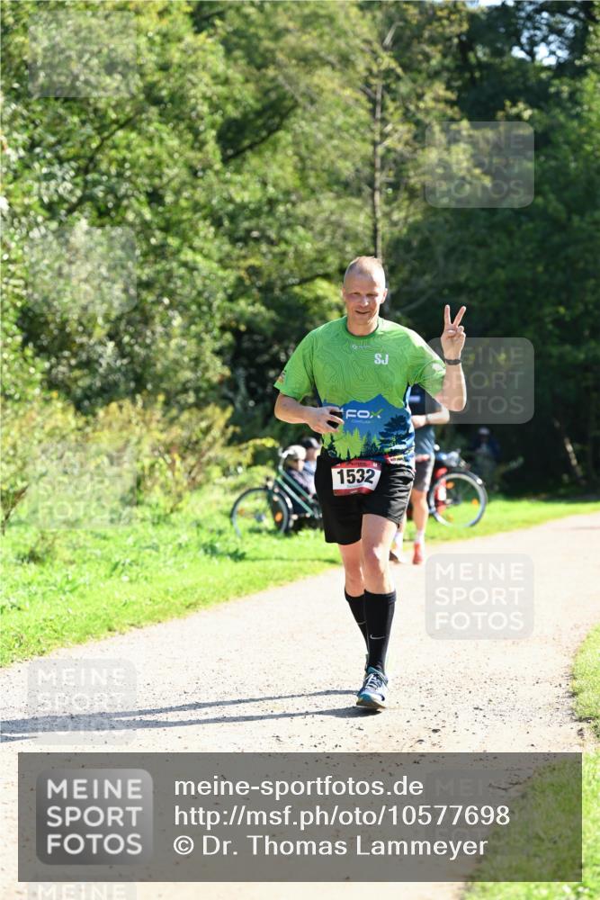 27.09.2026 - 35. Volkslauf durch das schöne Alstertal Dr. Thomas Lammeyer http://msf.ph/oto/10577698 27.09.2026 11:55:04 Laufen 1532 meine-sportfotos.de