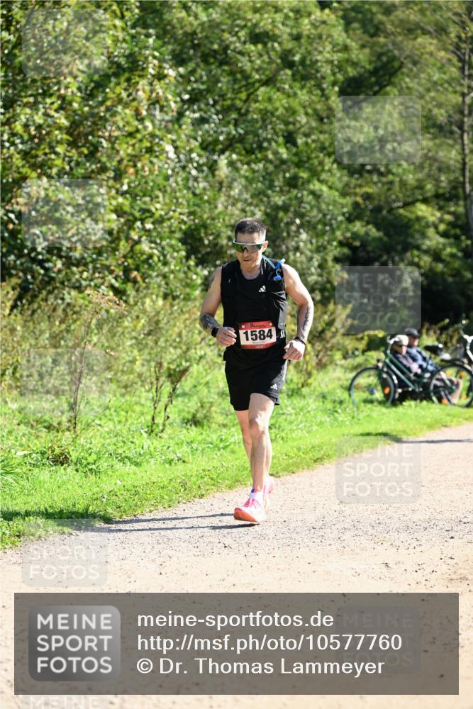 27.09.2026 - 35. Volkslauf durch das schöne Alstertal Dr. Thomas Lammeyer http://msf.ph/oto/10577760 27.09.2026 11:55:17 Laufen 1584 meine-sportfotos.de
