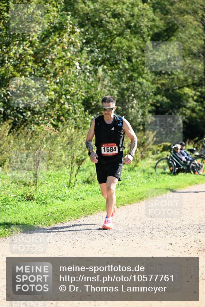 27.09.2026 - 35. Volkslauf durch das schöne Alstertal Dr. Thomas Lammeyer http://msf.ph/oto/10577761 27.09.2026 11:55:17 Laufen 1584 meine-sportfotos.de