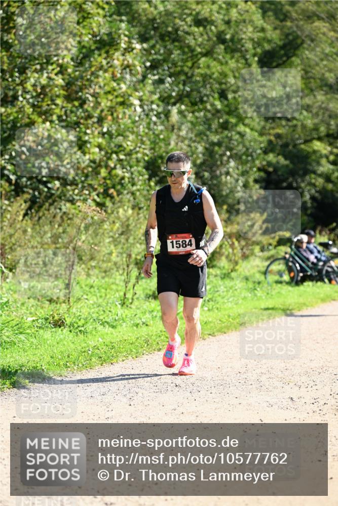 27.09.2026 - 35. Volkslauf durch das schöne Alstertal Dr. Thomas Lammeyer http://msf.ph/oto/10577762 27.09.2026 11:55:17 Laufen 1584 meine-sportfotos.de
