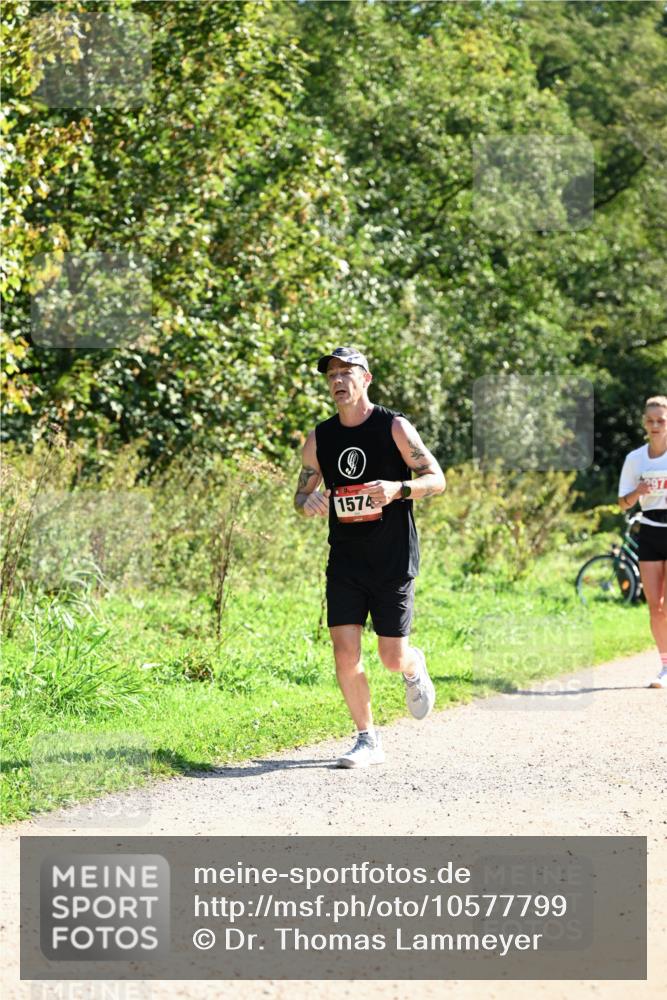 27.09.2026 - 35. Volkslauf durch das schöne Alstertal Dr. Thomas Lammeyer http://msf.ph/oto/10577799 27.09.2026 11:55:29 Laufen 297, 1574 meine-sportfotos.de