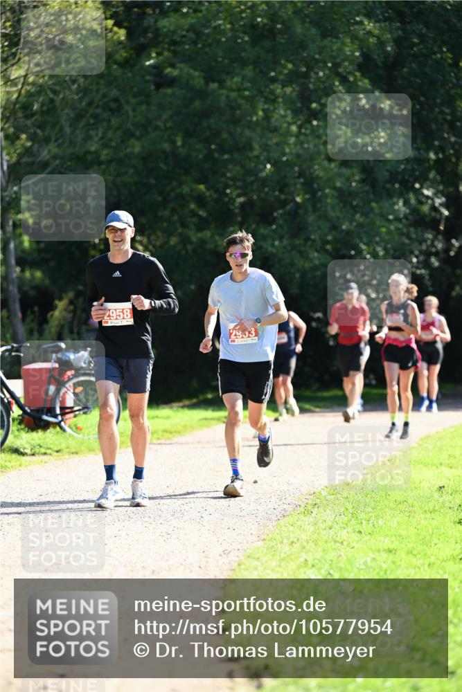 27.09.2026 - 35. Volkslauf durch das schöne Alstertal Dr. Thomas Lammeyer http://msf.ph/oto/10577954 27.09.2026 11:57:16 Laufen 2958, 2933 meine-sportfotos.de