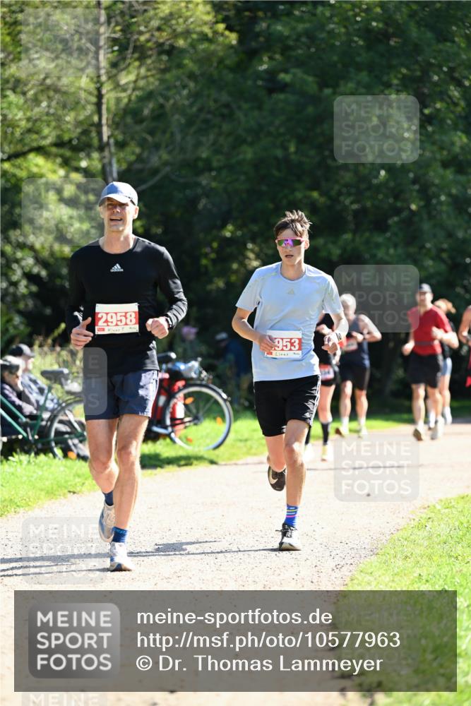 27.09.2026 - 35. Volkslauf durch das schöne Alstertal Dr. Thomas Lammeyer http://msf.ph/oto/10577963 27.09.2026 11:57:17 Laufen 2958, 953 meine-sportfotos.de