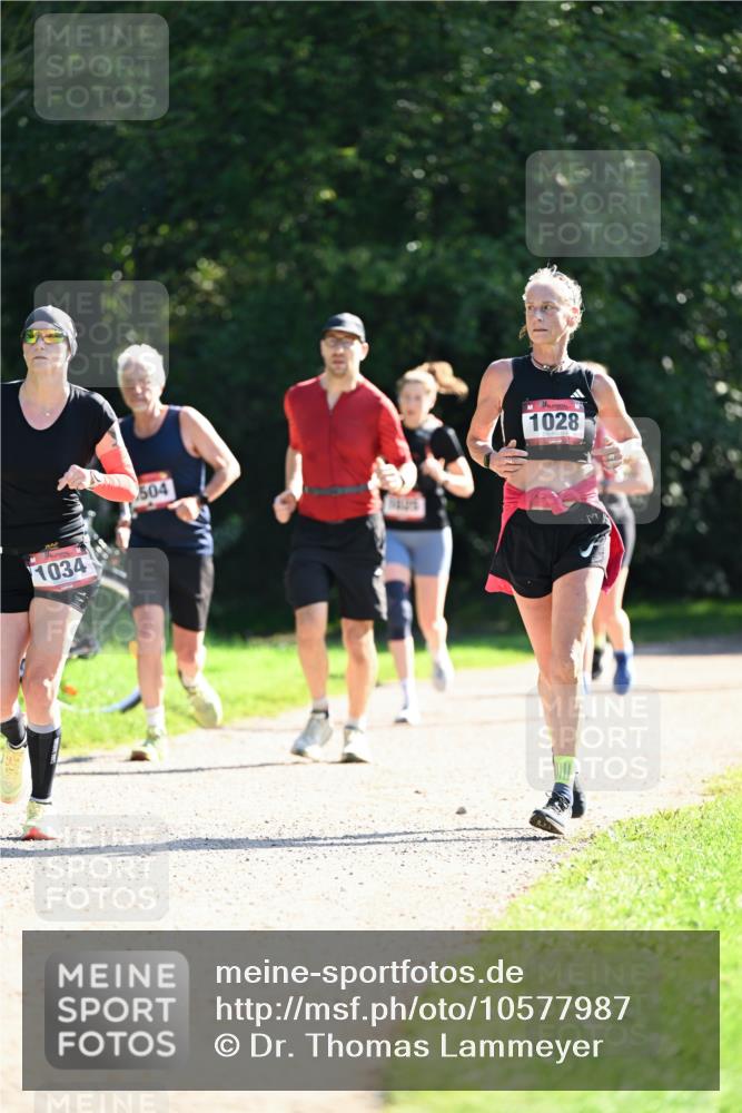 27.09.2026 - 35. Volkslauf durch das schöne Alstertal Dr. Thomas Lammeyer http://msf.ph/oto/10577987 27.09.2026 11:57:20 Laufen 1034, 504, 1028 meine-sportfotos.de