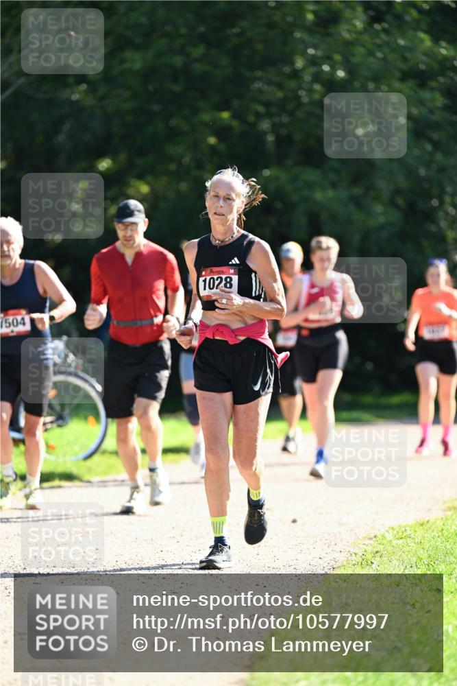 27.09.2026 - 35. Volkslauf durch das schöne Alstertal Dr. Thomas Lammeyer http://msf.ph/oto/10577997 27.09.2026 11:57:21 Laufen 7504, 1028 meine-sportfotos.de