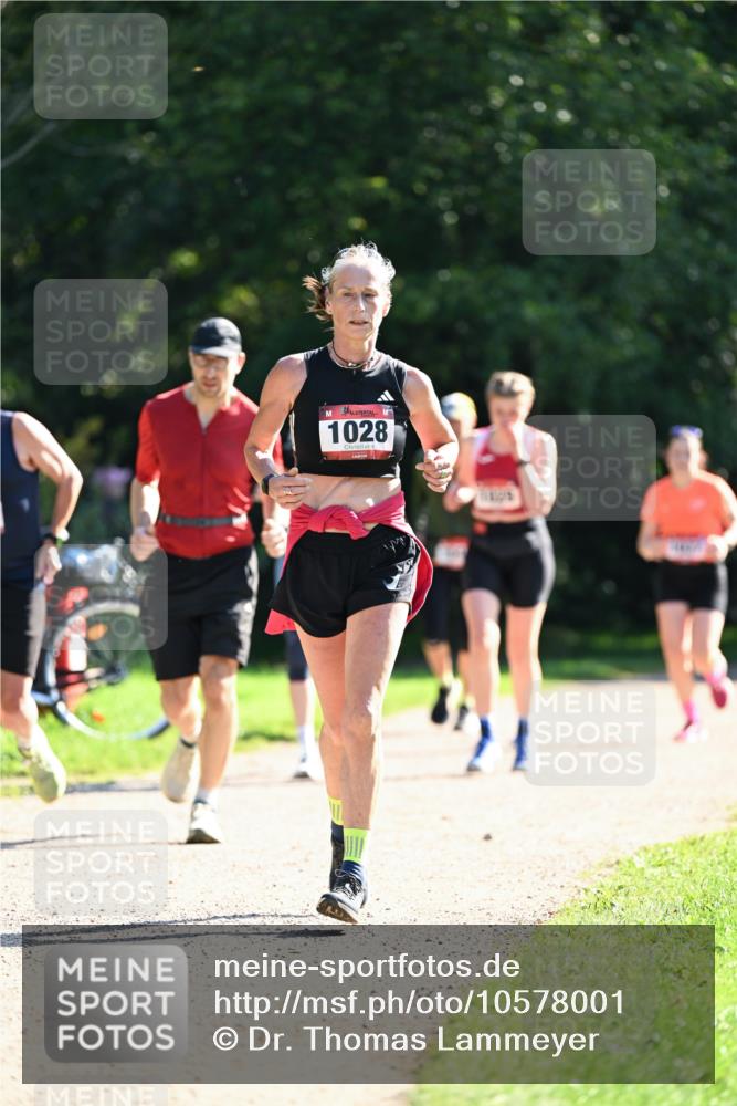 27.09.2026 - 35. Volkslauf durch das schöne Alstertal Dr. Thomas Lammeyer http://msf.ph/oto/10578001 27.09.2026 11:57:21 Laufen 1028 meine-sportfotos.de