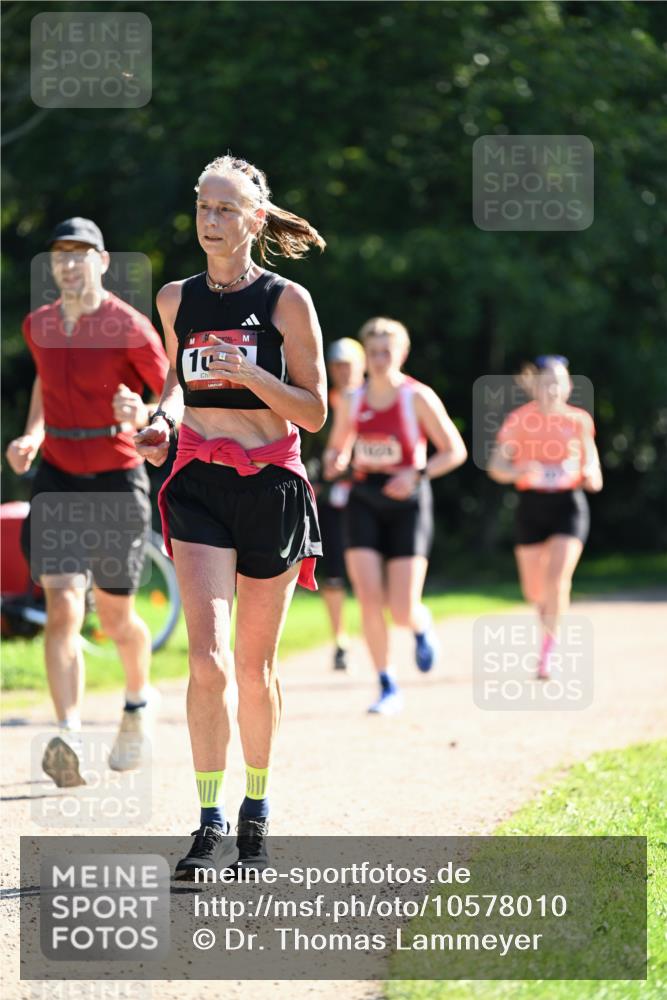 27.09.2026 - 35. Volkslauf durch das schöne Alstertal Dr. Thomas Lammeyer http://msf.ph/oto/10578010 27.09.2026 11:57:22 Laufen 10 meine-sportfotos.de