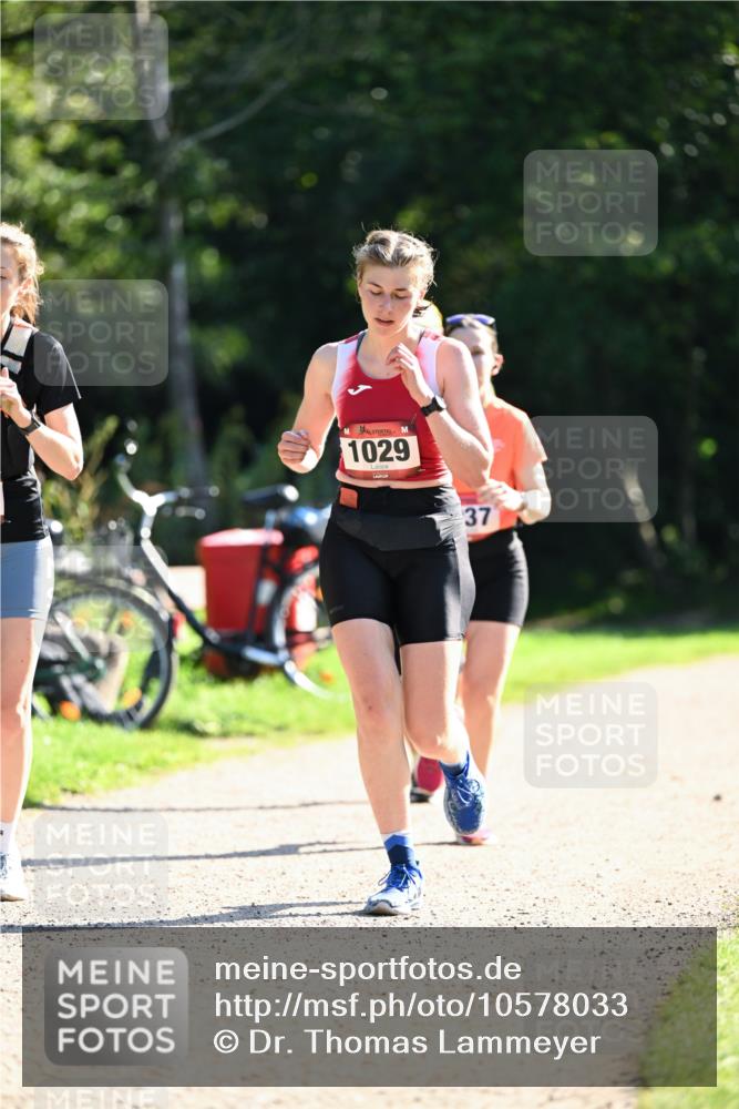 27.09.2026 - 35. Volkslauf durch das schöne Alstertal Dr. Thomas Lammeyer http://msf.ph/oto/10578033 27.09.2026 11:57:25 Laufen 1029, 37 meine-sportfotos.de
