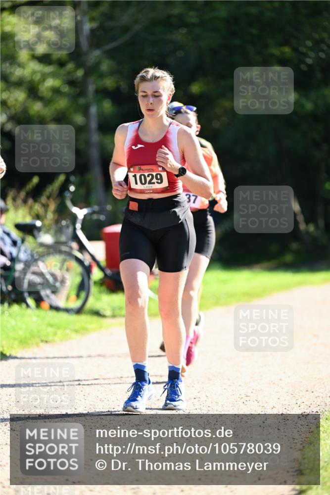 27.09.2026 - 35. Volkslauf durch das schöne Alstertal Dr. Thomas Lammeyer http://msf.ph/oto/10578039 27.09.2026 11:57:26 Laufen 1029, 37 meine-sportfotos.de
