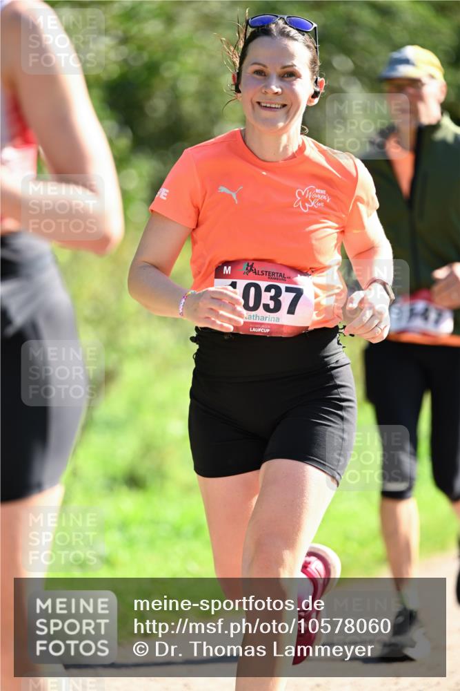 27.09.2026 - 35. Volkslauf durch das schöne Alstertal Dr. Thomas Lammeyer http://msf.ph/oto/10578060 27.09.2026 11:57:29 Laufen 037 meine-sportfotos.de