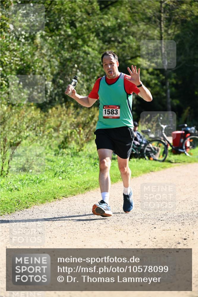 27.09.2026 - 35. Volkslauf durch das schöne Alstertal Dr. Thomas Lammeyer http://msf.ph/oto/10578099 27.09.2026 11:57:59 Laufen 1583 meine-sportfotos.de