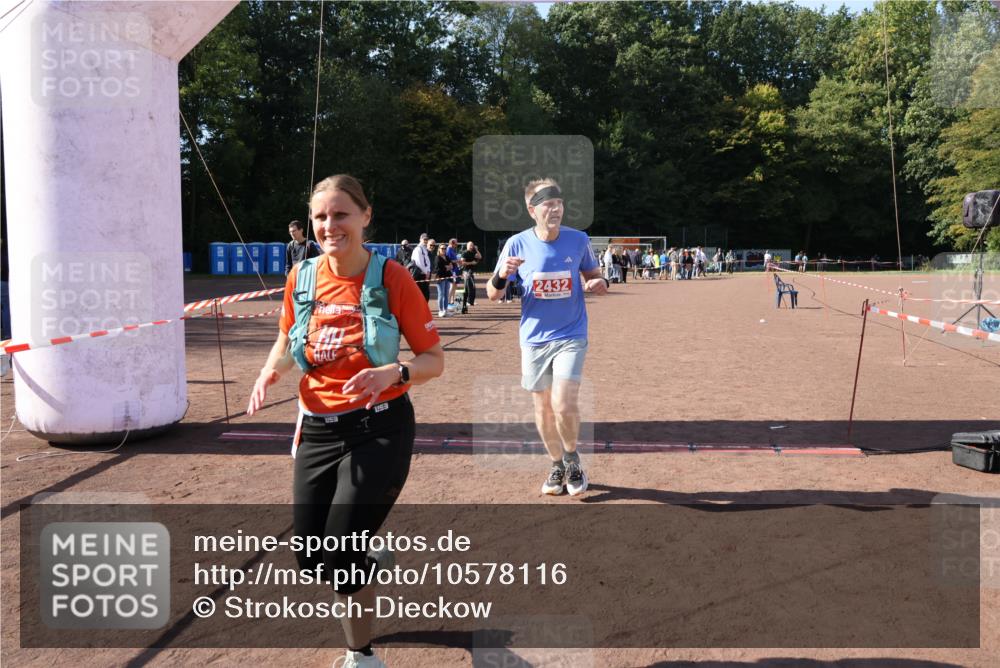 27.09.2026 - 35. Volkslauf durch das schöne Alstertal Strokosch-Dieckow http://msf.ph/oto/10578116 27.09.2026 12:43:38 Ziel 2078, 2337, 2432 meine-sportfotos.de