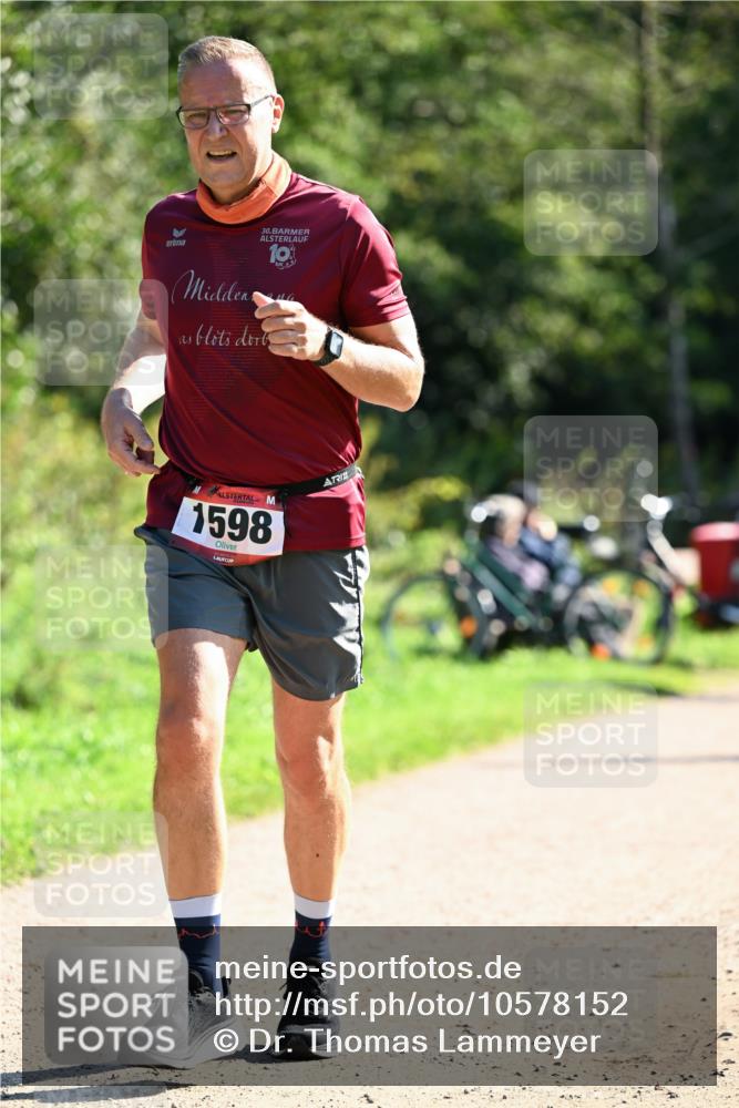 27.09.2026 - 35. Volkslauf durch das schöne Alstertal Dr. Thomas Lammeyer http://msf.ph/oto/10578152 27.09.2026 11:58:35 Laufen 30, 10, 1598 meine-sportfotos.de