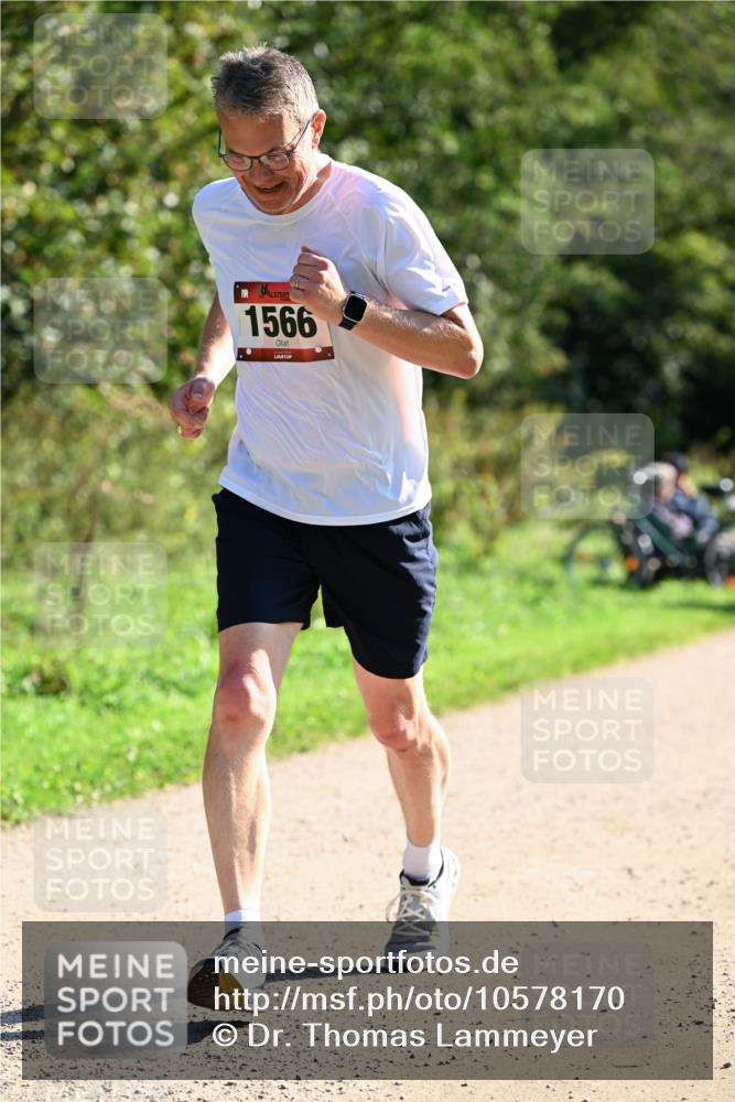 27.09.2026 - 35. Volkslauf durch das schöne Alstertal Dr. Thomas Lammeyer http://msf.ph/oto/10578170 27.09.2026 11:59:00 Laufen 1566 meine-sportfotos.de