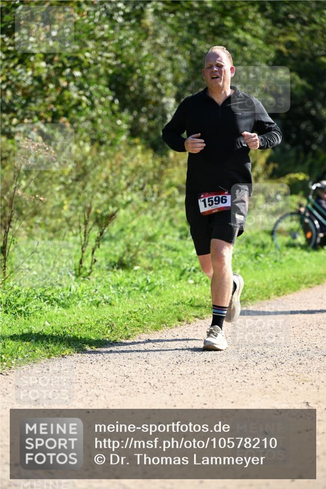 27.09.2026 - 35. Volkslauf durch das schöne Alstertal Dr. Thomas Lammeyer http://msf.ph/oto/10578210 27.09.2026 11:59:38 Laufen 1596, 25 meine-sportfotos.de