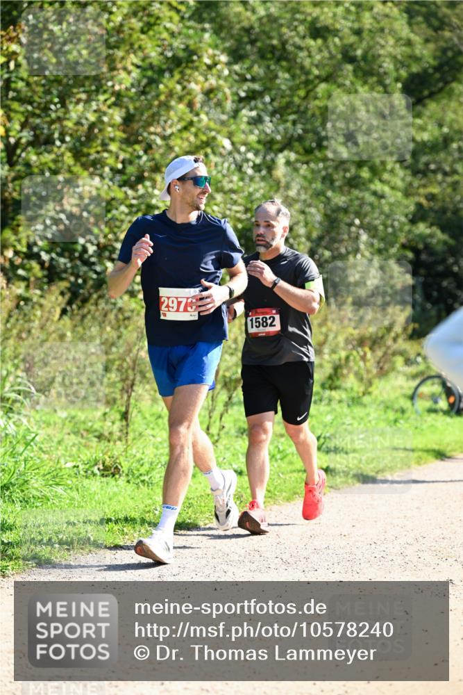 27.09.2026 - 35. Volkslauf durch das schöne Alstertal Dr. Thomas Lammeyer http://msf.ph/oto/10578240 27.09.2026 11:59:45 Laufen 2973, 1582 meine-sportfotos.de