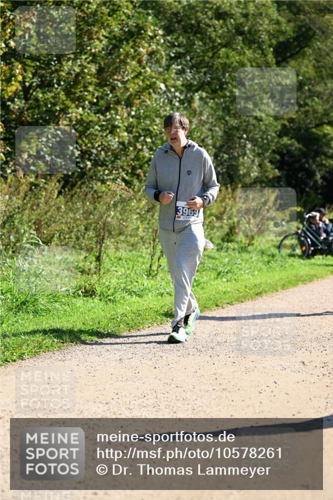 27.09.2026 - 35. Volkslauf durch das schöne Alstertal Dr. Thomas Lammeyer http://msf.ph/oto/10578261 27.09.2026 11:59:49 Laufen 3963 meine-sportfotos.de
