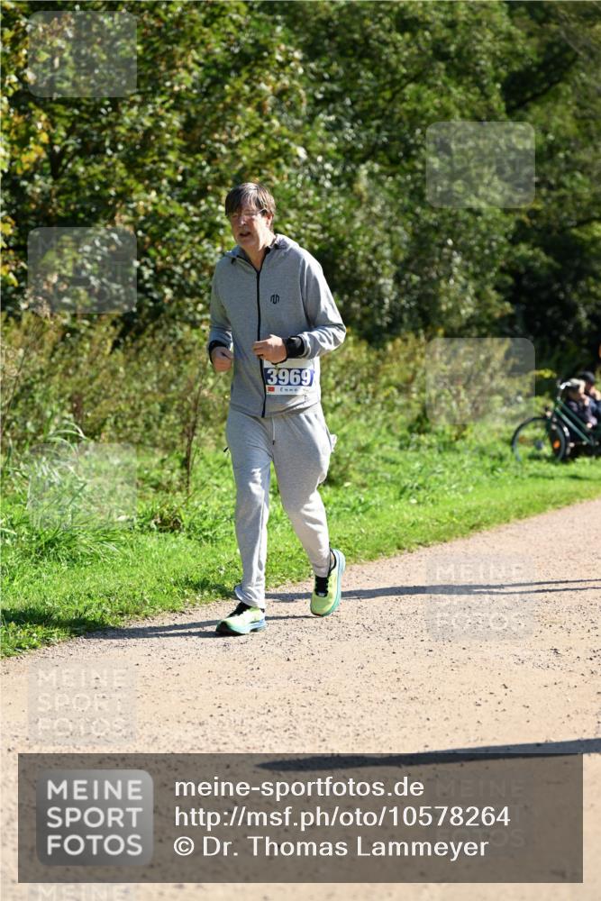 27.09.2026 - 35. Volkslauf durch das schöne Alstertal Dr. Thomas Lammeyer http://msf.ph/oto/10578264 27.09.2026 11:59:49 Laufen 3969 meine-sportfotos.de