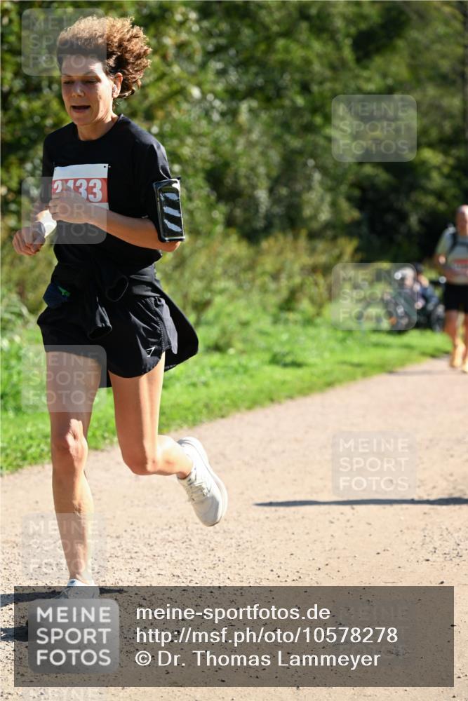 27.09.2026 - 35. Volkslauf durch das schöne Alstertal Dr. Thomas Lammeyer http://msf.ph/oto/10578278 27.09.2026 11:59:51 Laufen  meine-sportfotos.de