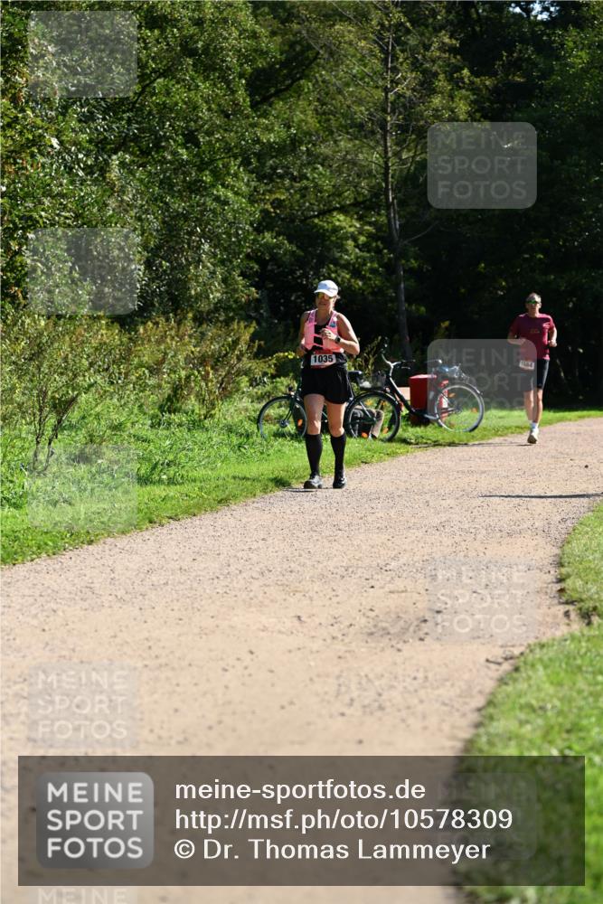 27.09.2026 - 35. Volkslauf durch das schöne Alstertal Dr. Thomas Lammeyer http://msf.ph/oto/10578309 27.09.2026 11:59:58 Laufen 1035, 1684 meine-sportfotos.de