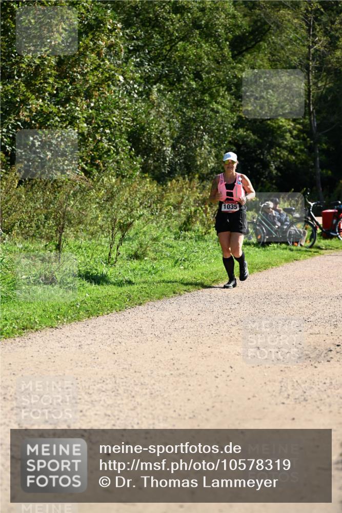 27.09.2026 - 35. Volkslauf durch das schöne Alstertal Dr. Thomas Lammeyer http://msf.ph/oto/10578319 27.09.2026 11:59:59 Laufen 1035 meine-sportfotos.de