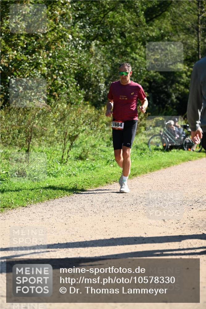 27.09.2026 - 35. Volkslauf durch das schöne Alstertal Dr. Thomas Lammeyer http://msf.ph/oto/10578330 27.09.2026 12:00:04 Laufen 42, 195, 1684 meine-sportfotos.de