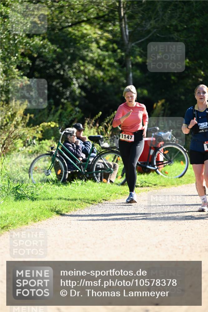 27.09.2026 - 35. Volkslauf durch das schöne Alstertal Dr. Thomas Lammeyer http://msf.ph/oto/10578378 27.09.2026 12:00:20 Laufen 1147 meine-sportfotos.de