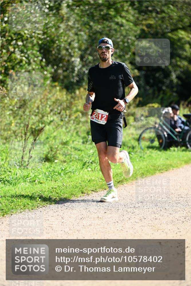 27.09.2026 - 35. Volkslauf durch das schöne Alstertal Dr. Thomas Lammeyer http://msf.ph/oto/10578402 27.09.2026 12:00:30 Laufen 212 meine-sportfotos.de