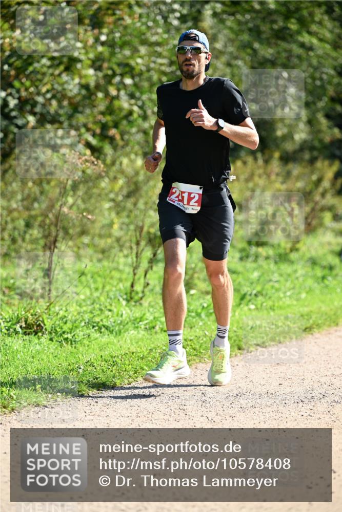 27.09.2026 - 35. Volkslauf durch das schöne Alstertal Dr. Thomas Lammeyer http://msf.ph/oto/10578408 27.09.2026 12:00:30 Laufen 212 meine-sportfotos.de