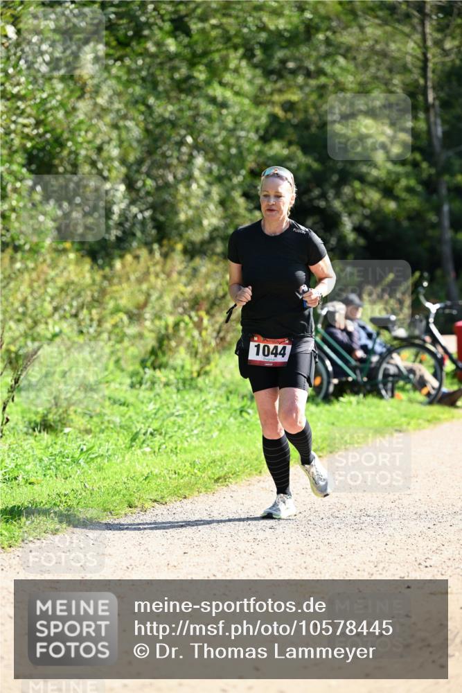 27.09.2026 - 35. Volkslauf durch das schöne Alstertal Dr. Thomas Lammeyer http://msf.ph/oto/10578445 27.09.2026 12:00:53 Laufen 1044 meine-sportfotos.de