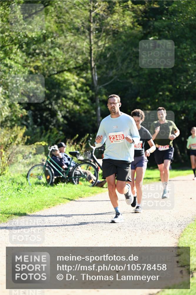 27.09.2026 - 35. Volkslauf durch das schöne Alstertal Dr. Thomas Lammeyer http://msf.ph/oto/10578458 27.09.2026 12:00:57 Laufen 2340, 46 meine-sportfotos.de