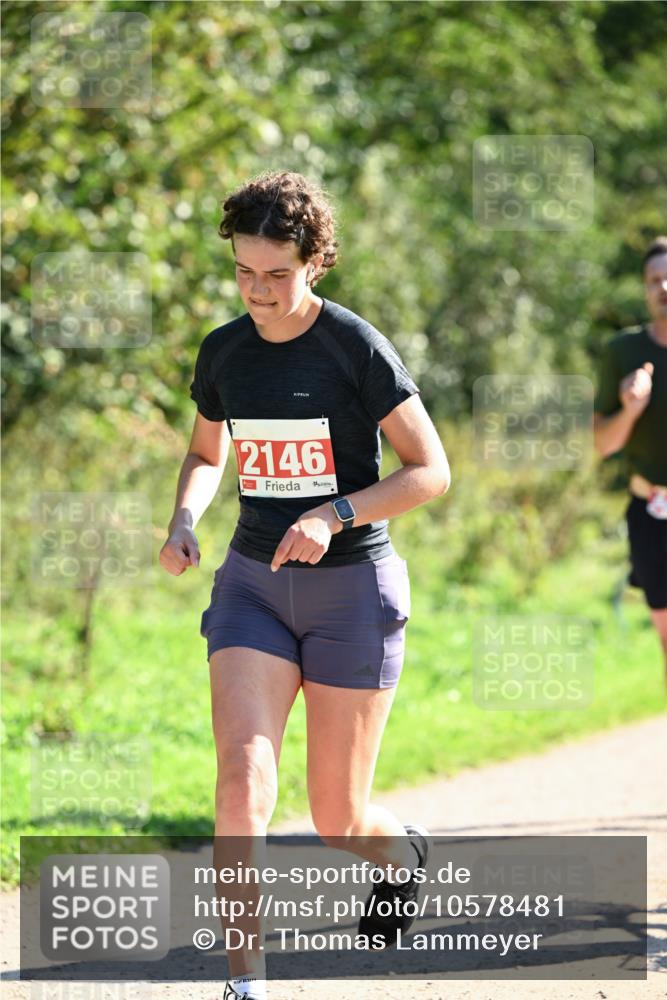 27.09.2026 - 35. Volkslauf durch das schöne Alstertal Dr. Thomas Lammeyer http://msf.ph/oto/10578481 27.09.2026 12:01:00 Laufen 2146 meine-sportfotos.de