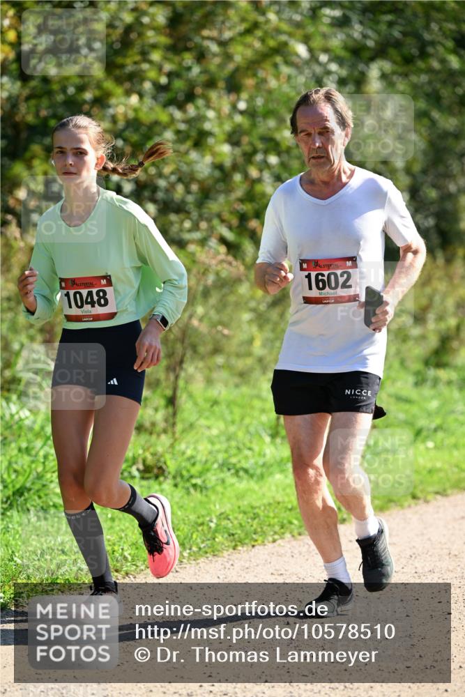 27.09.2026 - 35. Volkslauf durch das schöne Alstertal Dr. Thomas Lammeyer http://msf.ph/oto/10578510 27.09.2026 12:01:06 Laufen 1048, 1602 meine-sportfotos.de