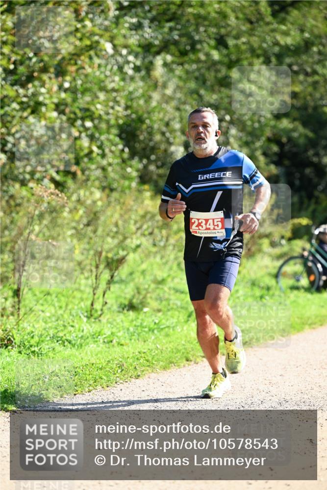 27.09.2026 - 35. Volkslauf durch das schöne Alstertal Dr. Thomas Lammeyer http://msf.ph/oto/10578543 27.09.2026 12:01:31 Laufen 2345 meine-sportfotos.de