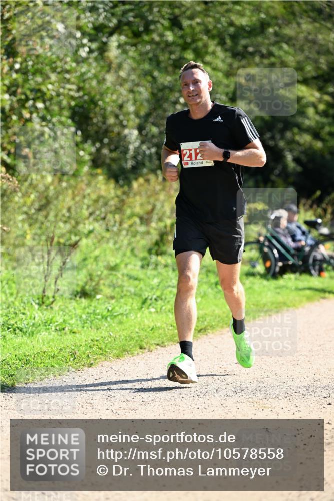 27.09.2026 - 35. Volkslauf durch das schöne Alstertal Dr. Thomas Lammeyer http://msf.ph/oto/10578558 27.09.2026 12:01:35 Laufen 212 meine-sportfotos.de