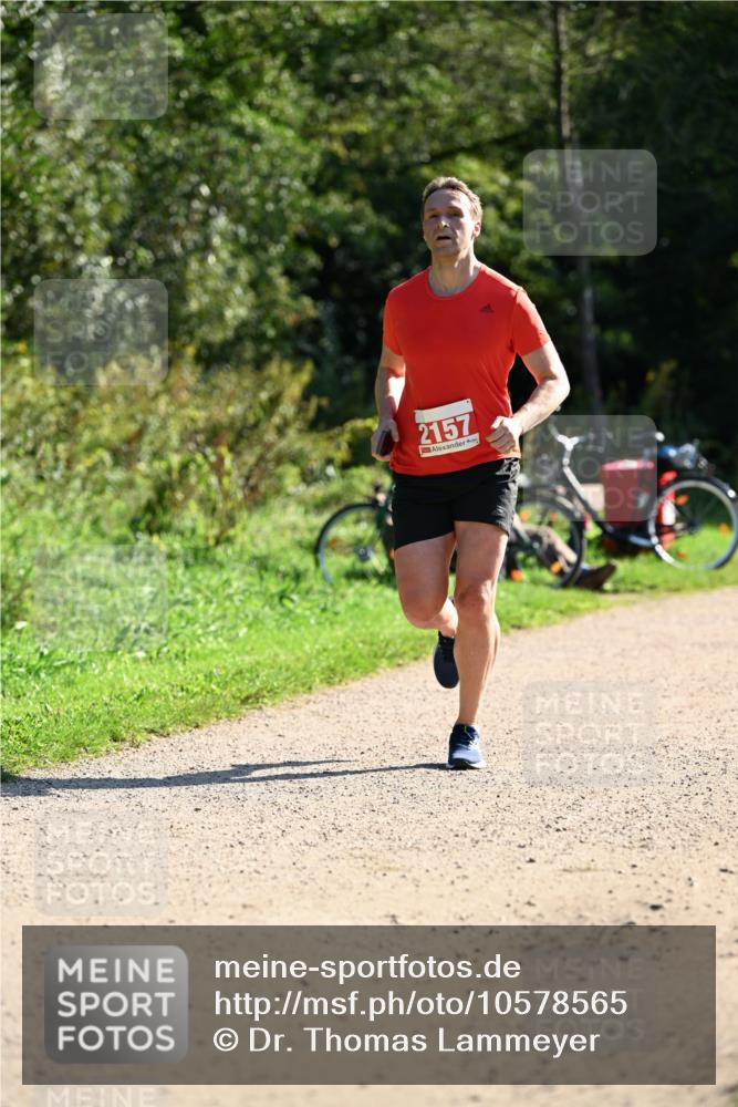 27.09.2026 - 35. Volkslauf durch das schöne Alstertal Dr. Thomas Lammeyer http://msf.ph/oto/10578565 27.09.2026 12:01:38 Laufen 2157 meine-sportfotos.de