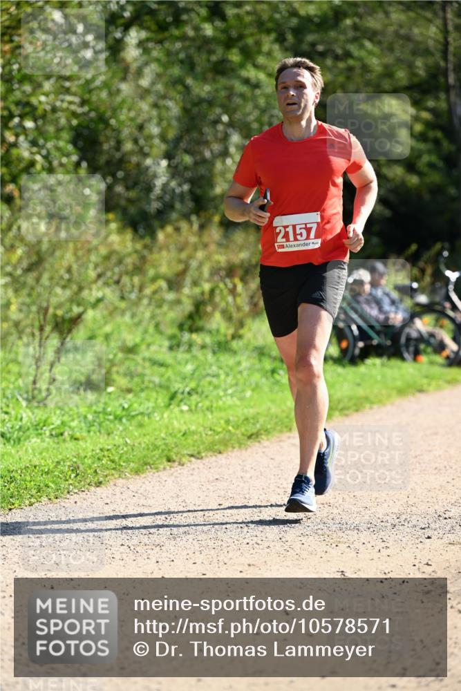 27.09.2026 - 35. Volkslauf durch das schöne Alstertal Dr. Thomas Lammeyer http://msf.ph/oto/10578571 27.09.2026 12:01:39 Laufen 2157 meine-sportfotos.de