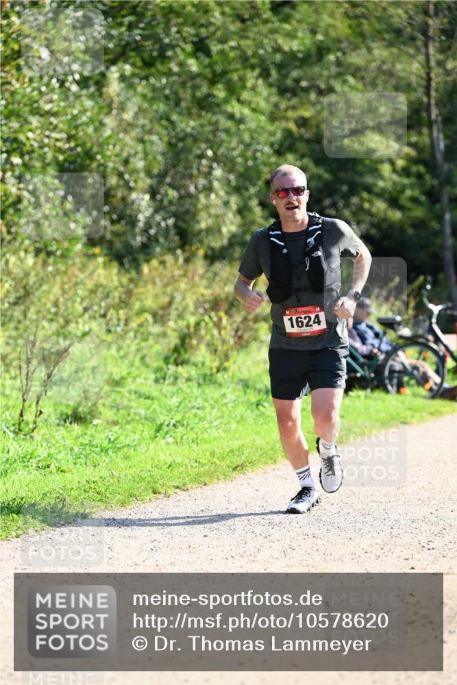 27.09.2026 - 35. Volkslauf durch das schöne Alstertal Dr. Thomas Lammeyer http://msf.ph/oto/10578620 27.09.2026 12:02:03 Laufen 1624 meine-sportfotos.de