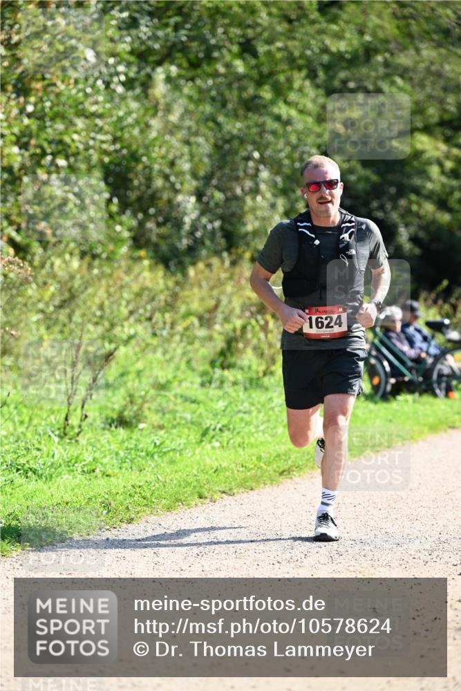 27.09.2026 - 35. Volkslauf durch das schöne Alstertal Dr. Thomas Lammeyer http://msf.ph/oto/10578624 27.09.2026 12:02:03 Laufen 1624 meine-sportfotos.de