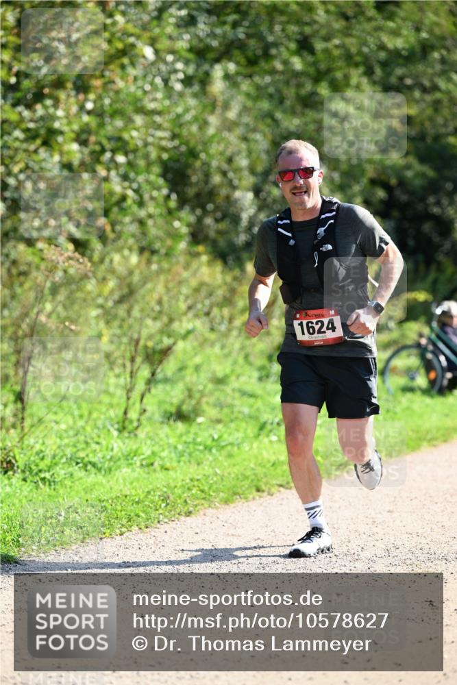 27.09.2026 - 35. Volkslauf durch das schöne Alstertal Dr. Thomas Lammeyer http://msf.ph/oto/10578627 27.09.2026 12:02:03 Laufen 1624 meine-sportfotos.de