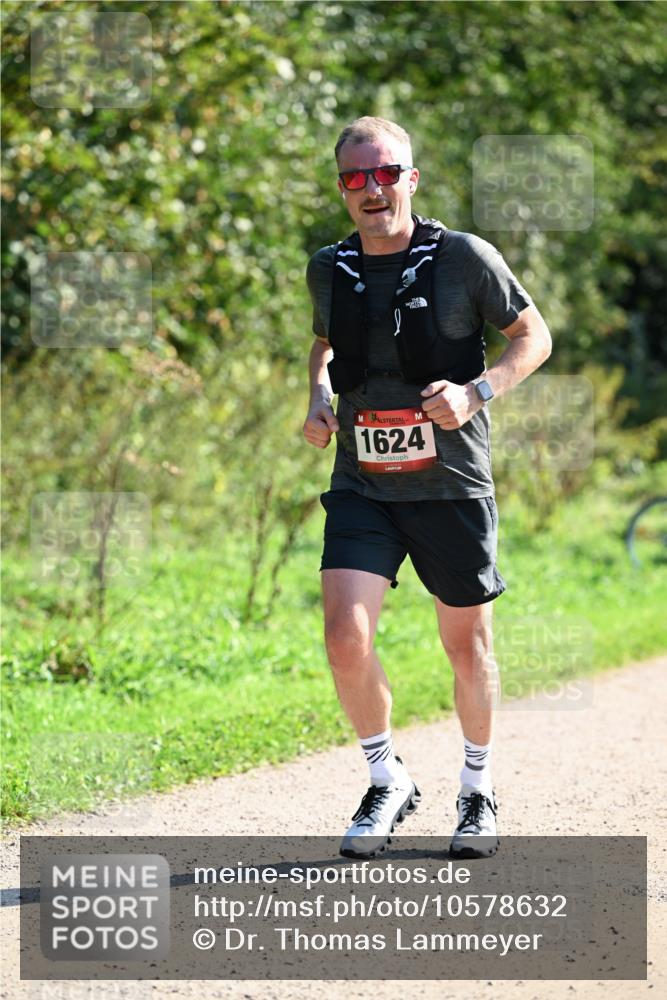 27.09.2026 - 35. Volkslauf durch das schöne Alstertal Dr. Thomas Lammeyer http://msf.ph/oto/10578632 27.09.2026 12:02:04 Laufen 1624 meine-sportfotos.de