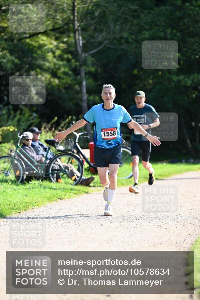 27.09.2026 - 35. Volkslauf durch das schöne Alstertal Dr. Thomas Lammeyer http://msf.ph/oto/10578634 27.09.2026 12:02:18 Laufen 1558 meine-sportfotos.de